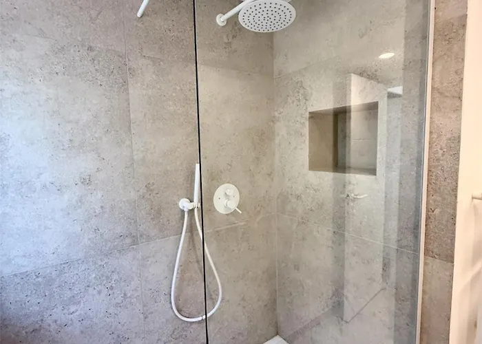 Nid Douillet A Apartman Cassis